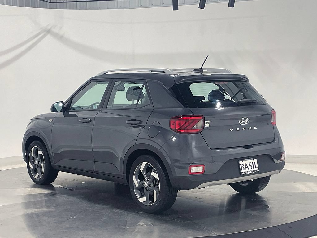 Used 2023 Hyundai Venue SEL w/ Cargo Package FWD image 12