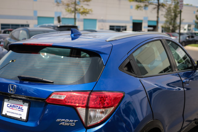 Used 2020 Honda HR-V Sport image 14