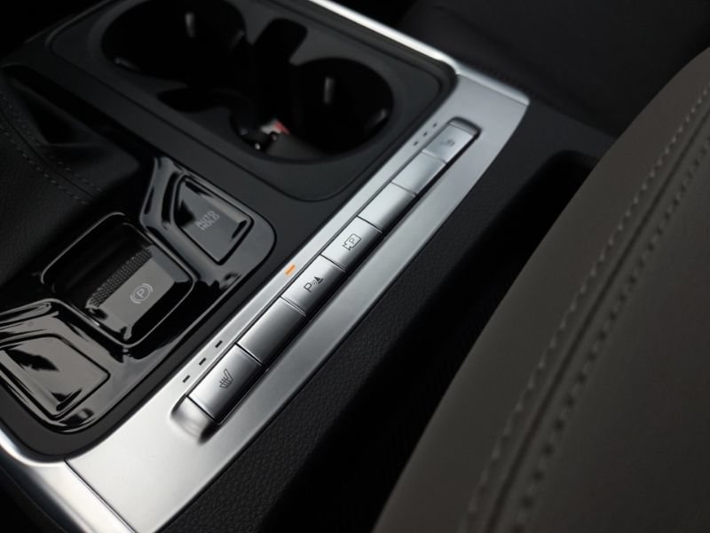 New 2027 Kia Carnival EX FWD image 44