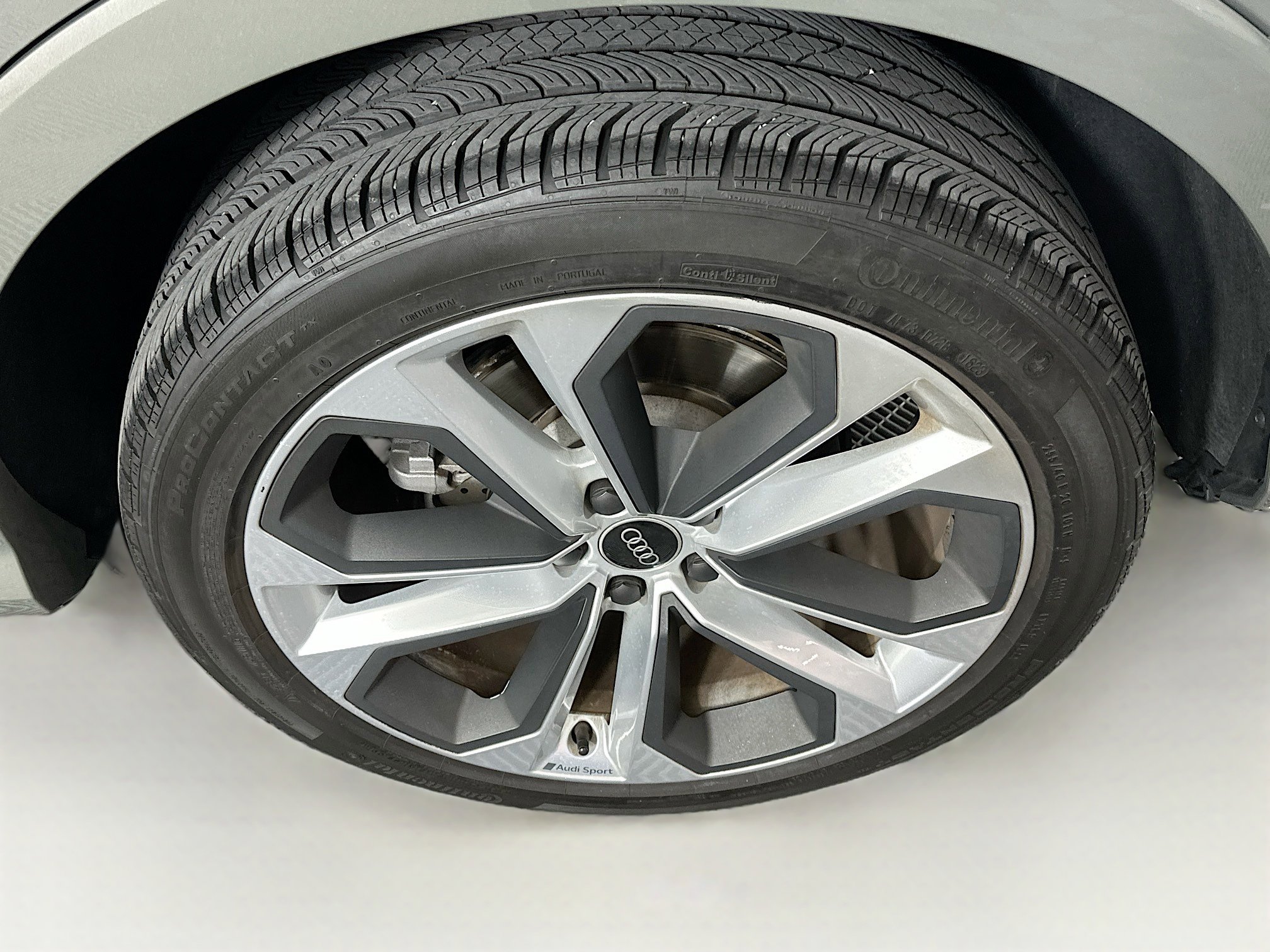 Used 2021 Audi Q3 2.0T Premium w/ Convenience Package AWD/4WD image 11