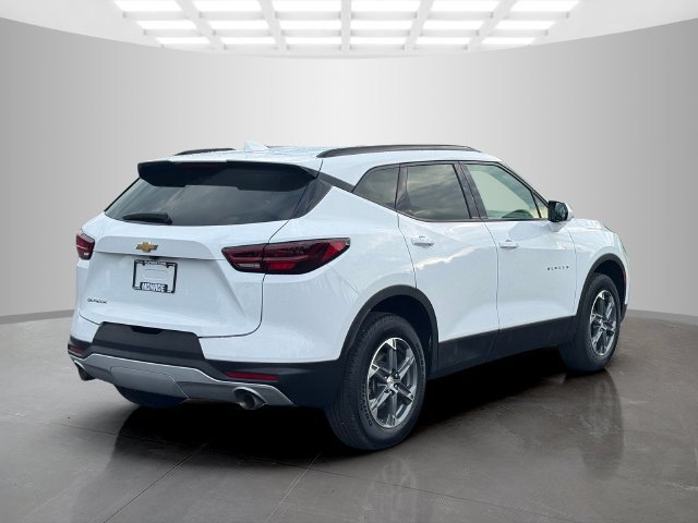 Used 2024 Chevrolet Blazer LT w/ Convenience Package FWD image 7