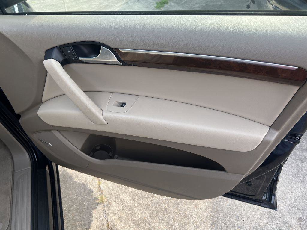 Used 2012 Audi Q7 TDI Prestige image 18