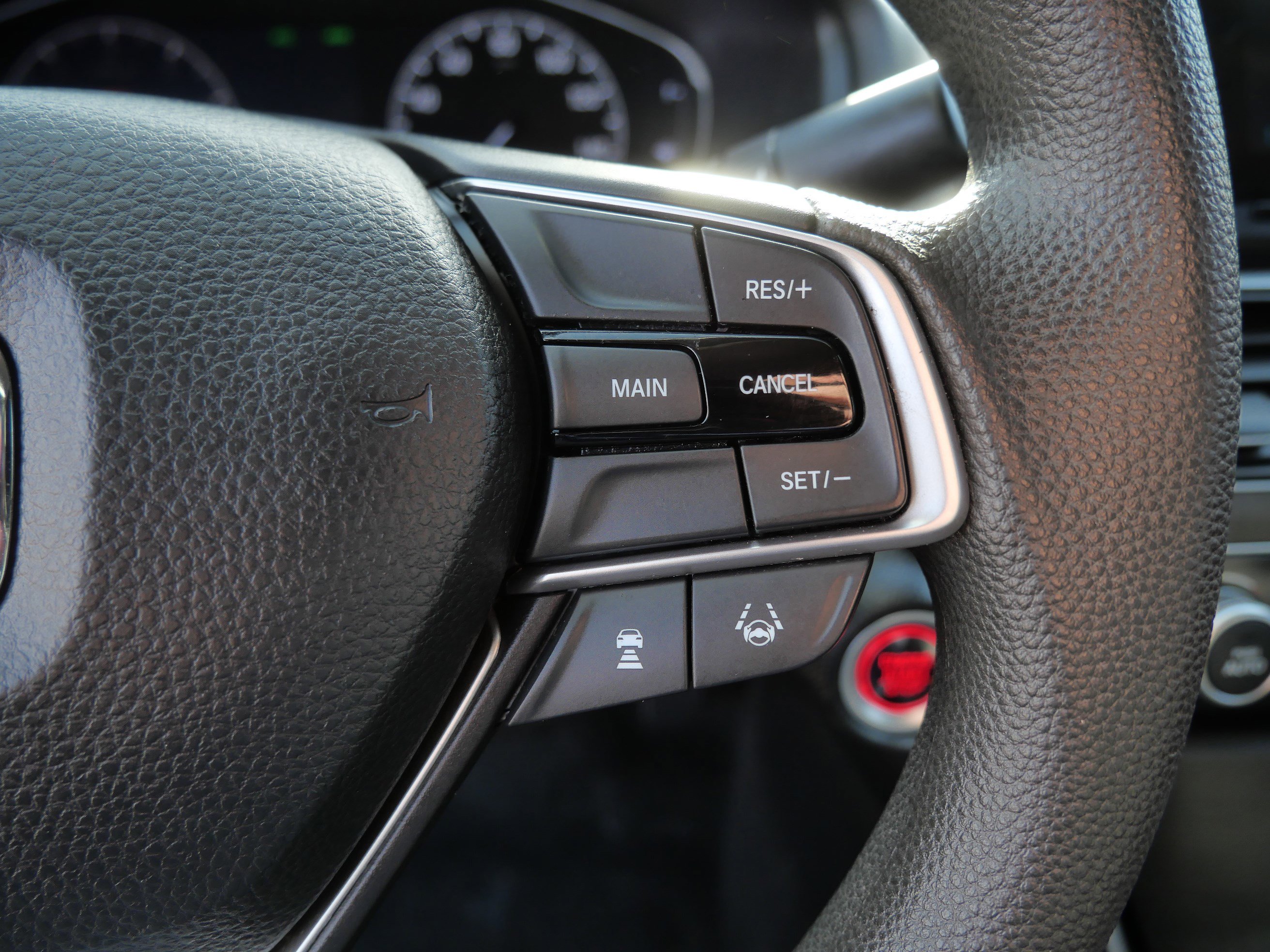 Used 2018 Honda Accord LX image 27