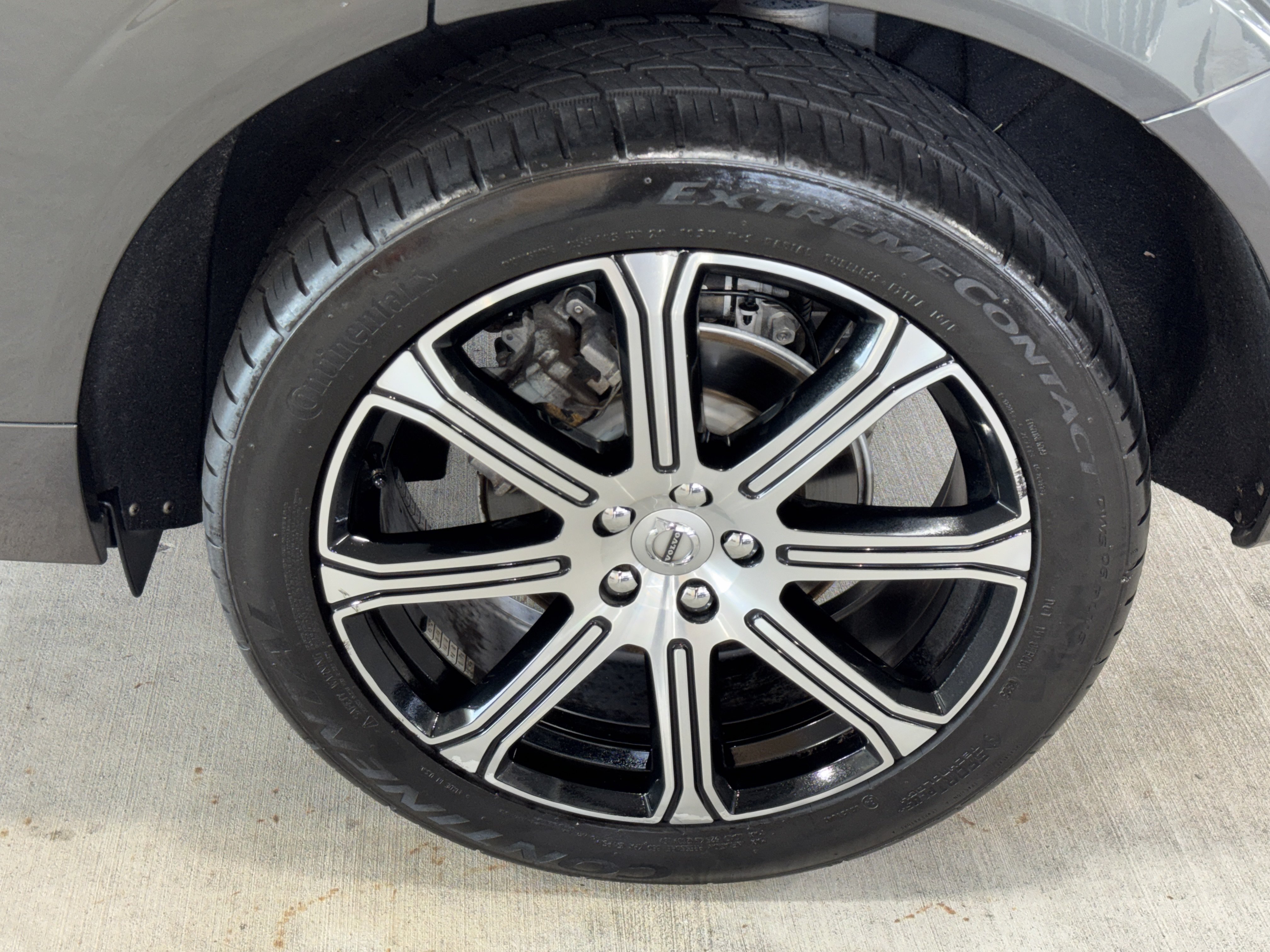 Used 2021 Volvo XC60 T5 Inscription AWD/4WD image 36