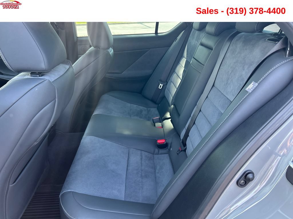 Used 2022 Lexus IS 500 RWD image 22