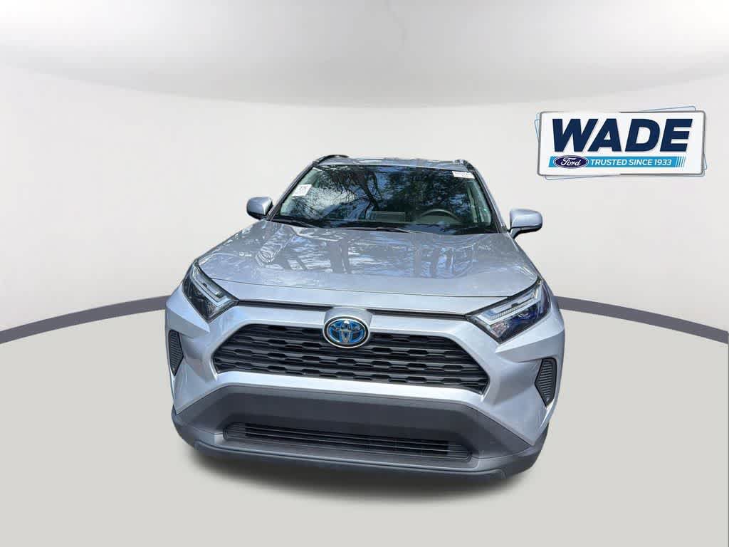 Used 2024 Toyota RAV4 LE AWD/4WD image 2