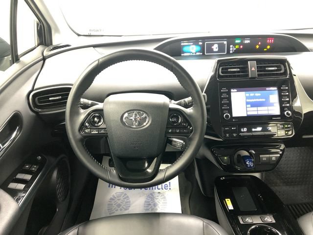 Used 2022 Toyota Prius XLE w/ Advanced Technology Package FWD image 16
