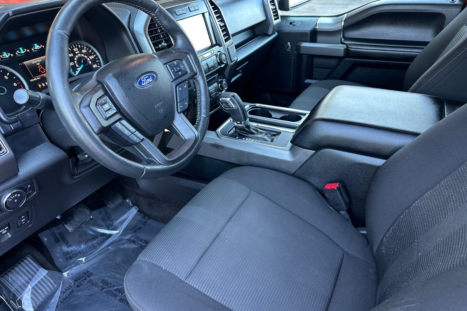 Used 2017 Ford F150 XLT w/ Equipment Group 302A Luxury RWD image 9