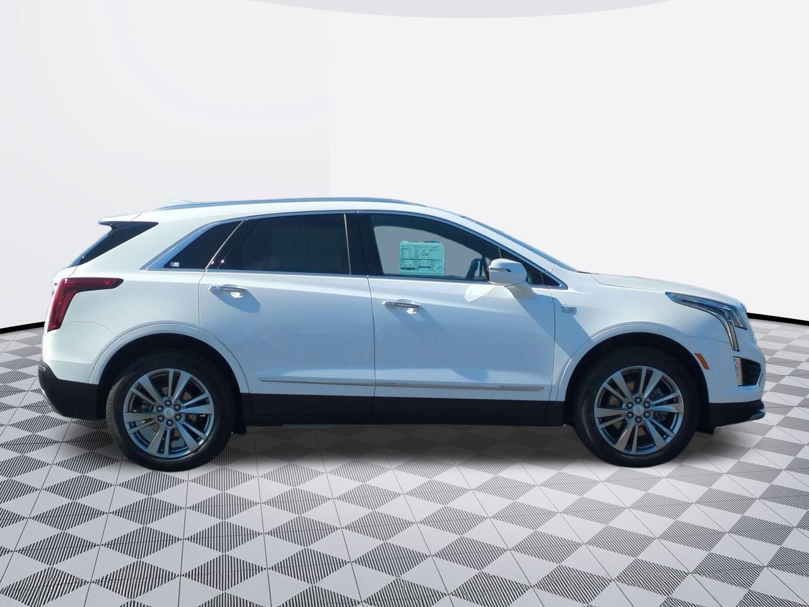 Certified 2024 Cadillac XT5 Premium Luxury image 8