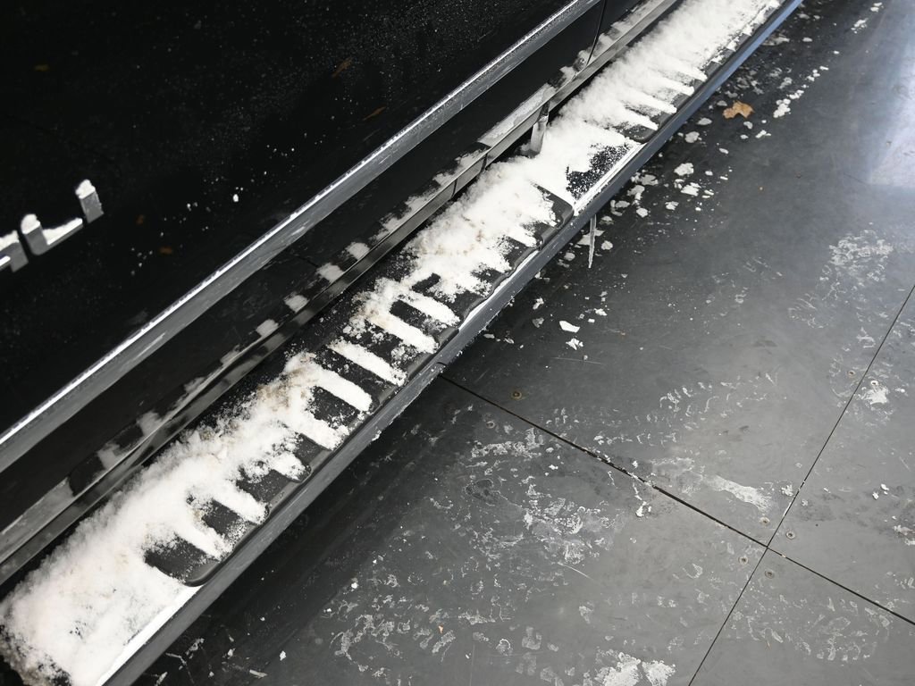 Used 2015 GMC Sierra 1500 Denali w/ Driver Alert Package image 15