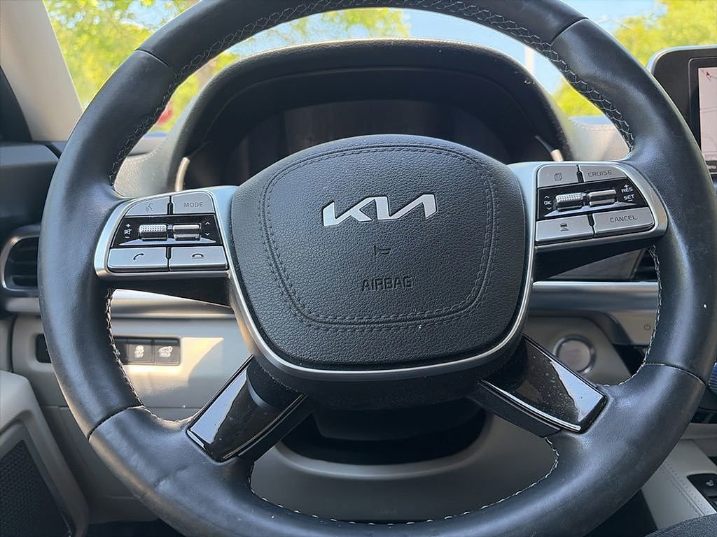 Used 2022 Kia Telluride SX w/ Towing Package AWD/4WD image 11