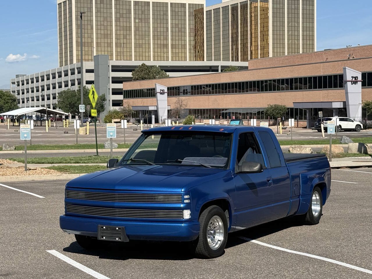 Used 1993 Chevrolet Silverado 1500 2WD Extended Cab image 1