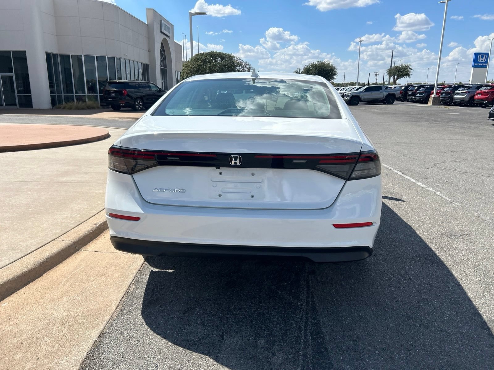 Used 2024 Honda Accord EX image 6