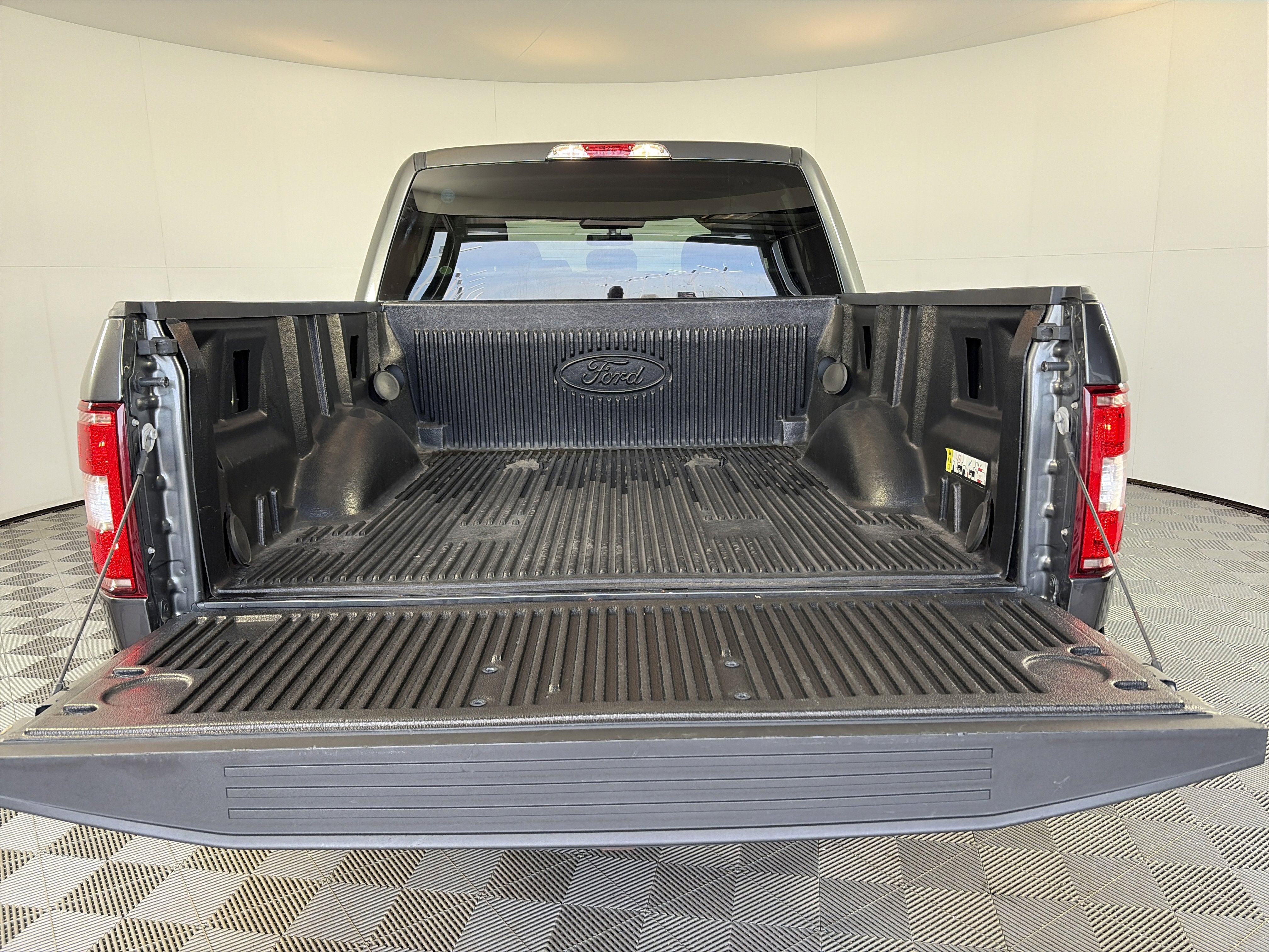 Used 2020 Ford F150 XLT w/ Equipment Group 302A Luxury image 14