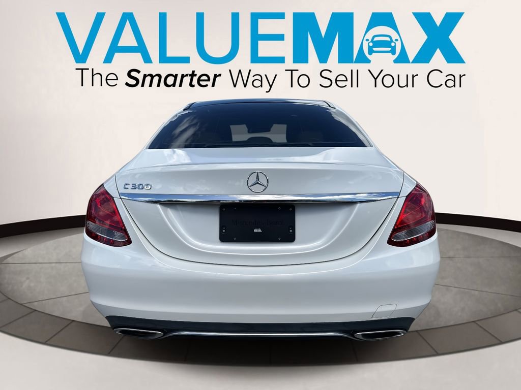 Used 2018 Mercedes-Benz C 300 Sedan image 4