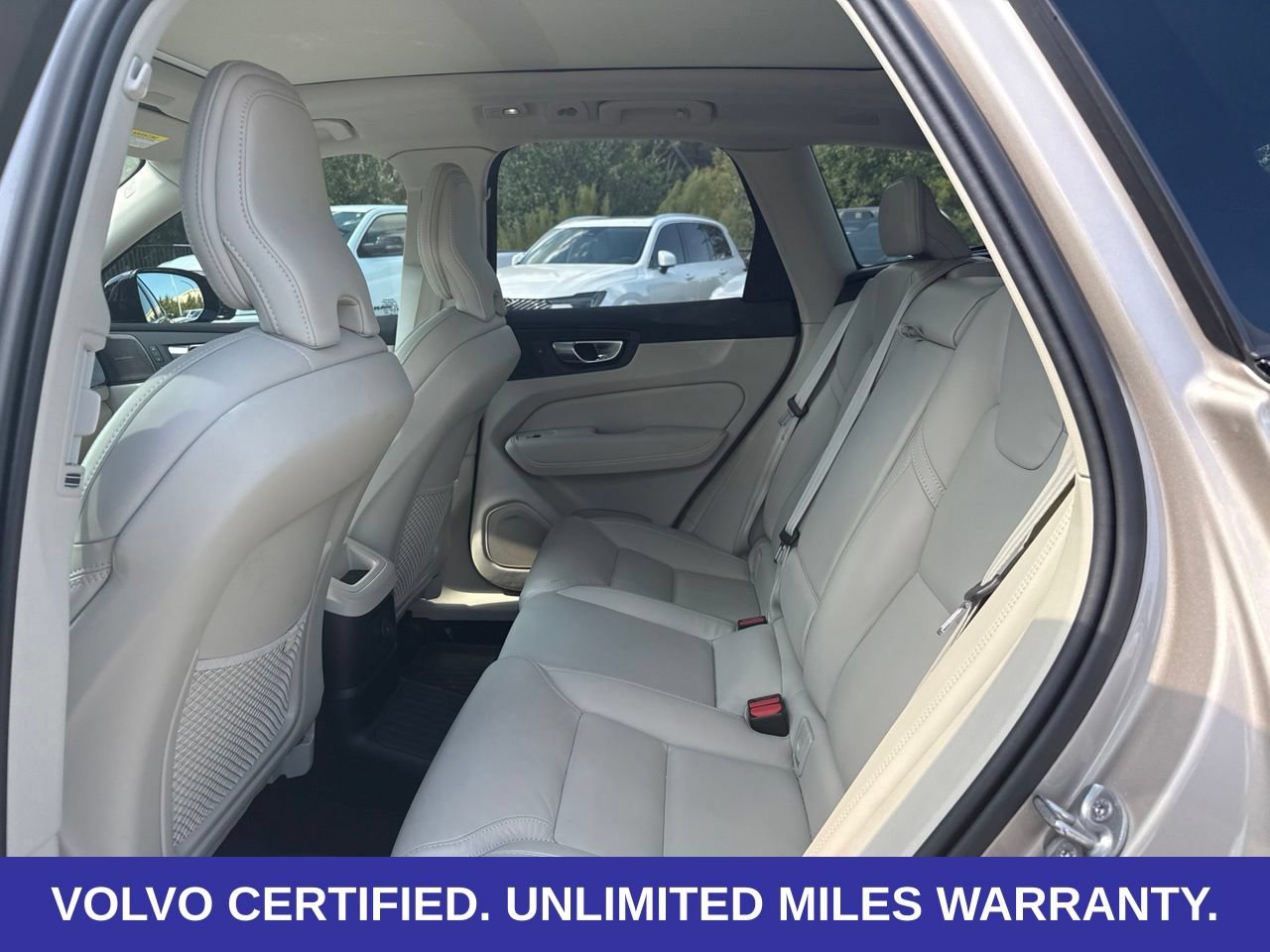 Certified 2024 Volvo XC60 T8 Ultimate w/ Protection Package Premier AWD/4WD image 19