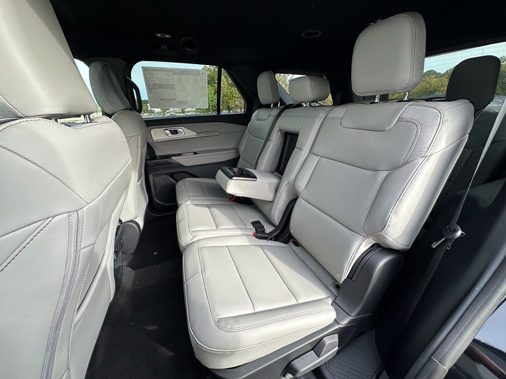 New 2027 Ford Explorer Active w/ Active Comfort Package AWD/4WD image 18