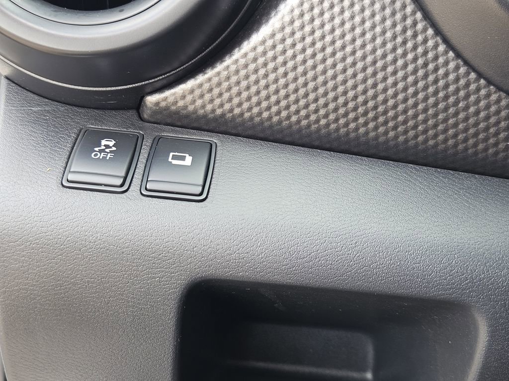 Used 2018 Nissan Kicks S w/ Exterior Package image 21