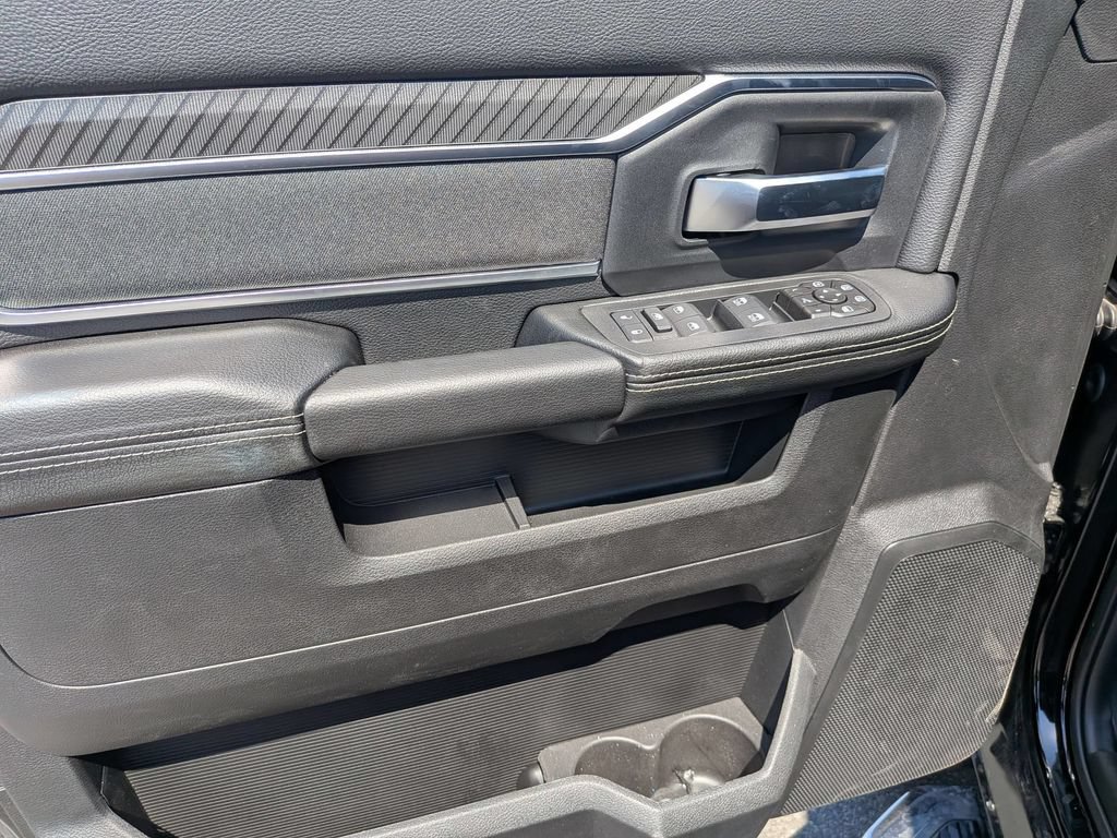 New 2026 RAM 2500 Big Horn AWD/4WD image 10