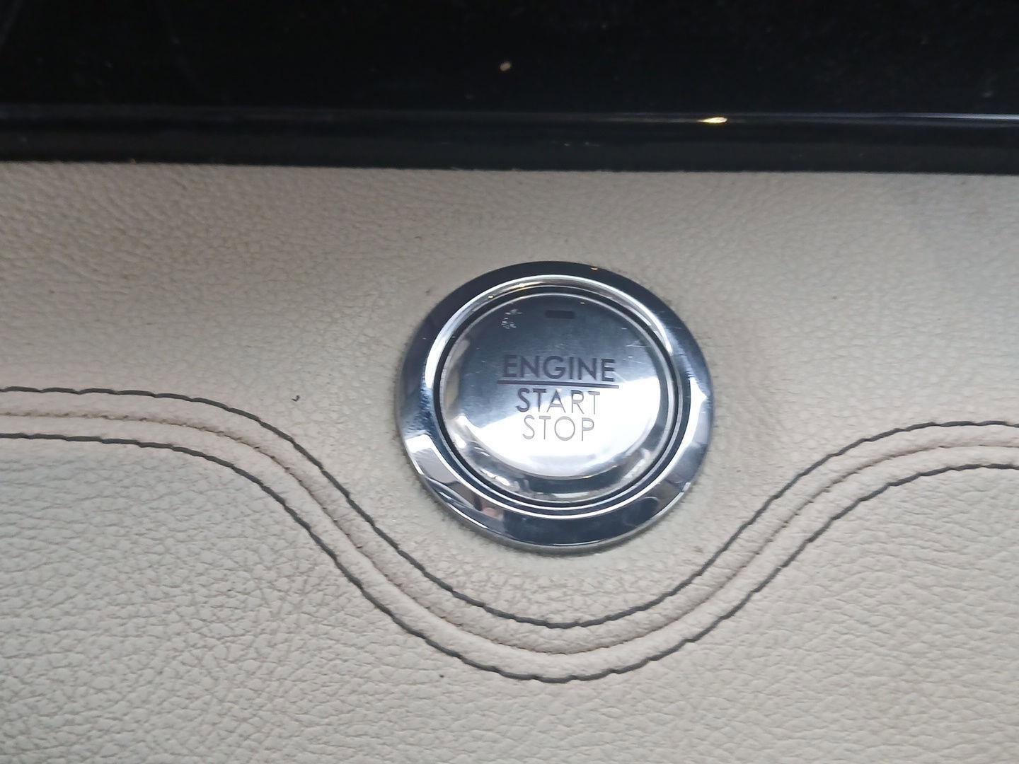 Used 2019 Lincoln Navigator Reserve image 17