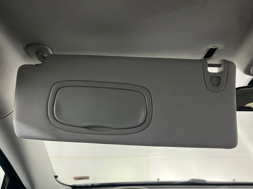 Used 2019 Jeep Cherokee Latitude w/ Popular Appearance Group image 81