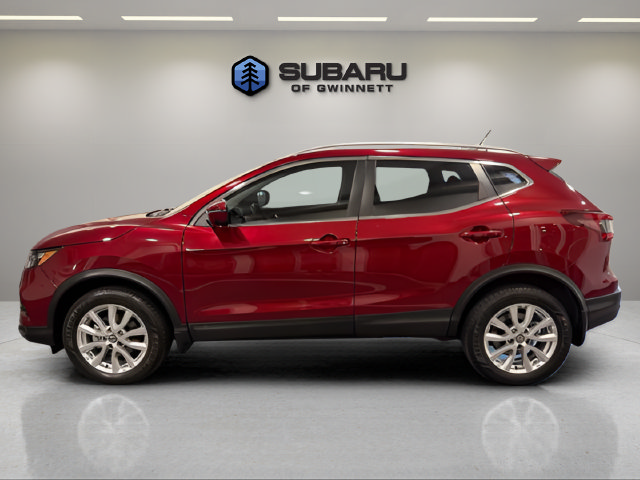 Used 2021 Nissan Rogue Sport SV FWD image 2