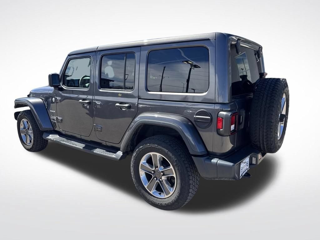 Used 2021 Jeep Wrangler Unlimited Sahara w/ Cold Weather Group AWD/4WD image 3