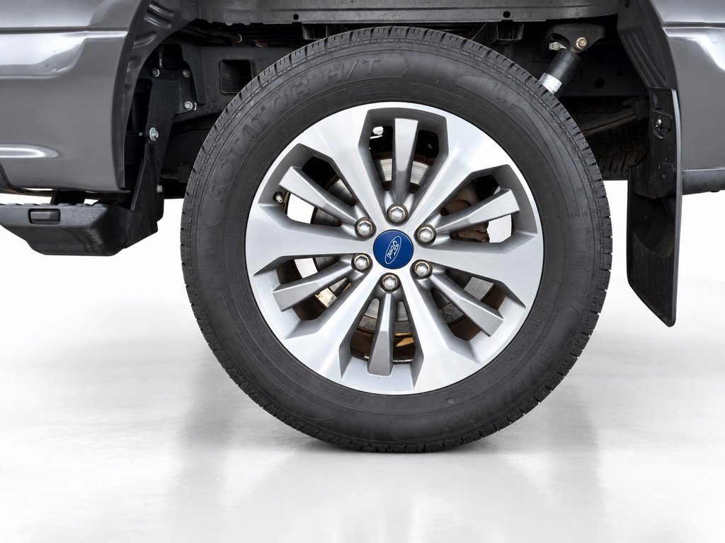 Used 2018 Ford F150 XL w/ Equipment Group 101A Mid AWD/4WD image 8