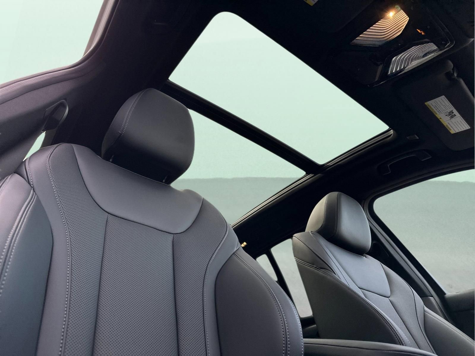 Used 2022 BMW X3 xDrive30i w/ Premium Package 2 image 16