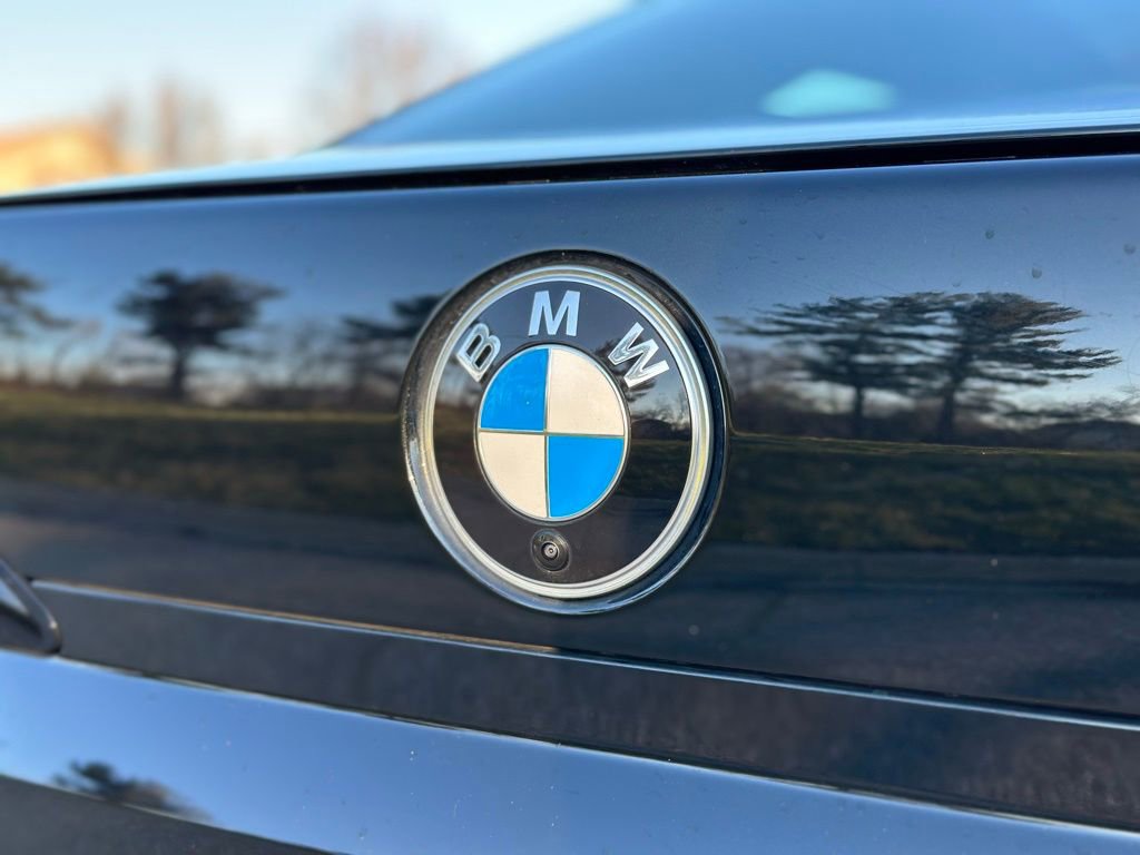 Certified 2023 BMW 760i xDrive image 15