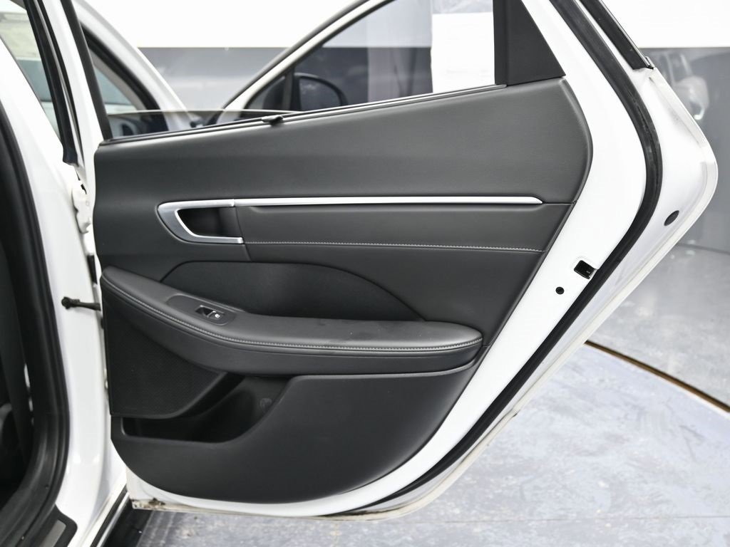 Used 2022 Hyundai Sonata Limited image 35