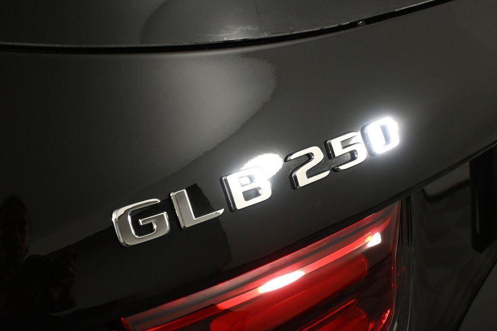 New 2026 Mercedes-Benz GLB 250 image 29