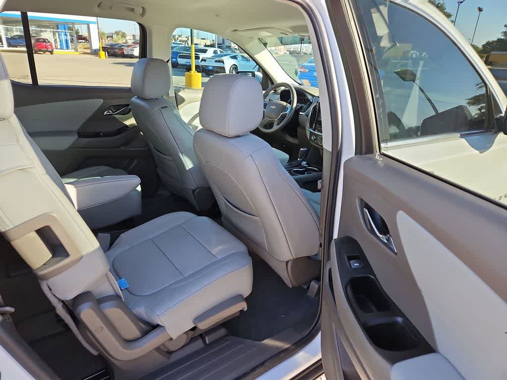 Used 2019 Chevrolet Traverse LT w/ LT Premium Package FWD image 21