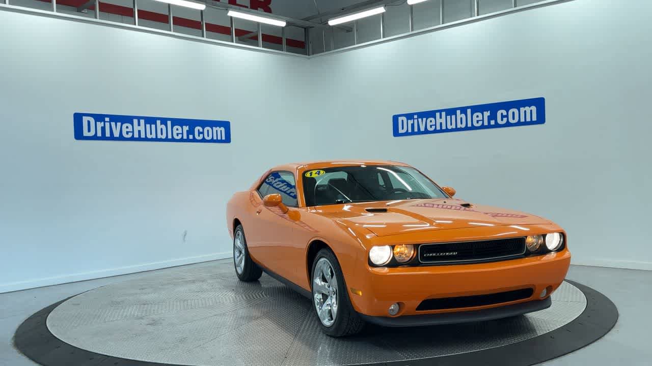 Used 2014 Dodge Challenger SXT Plus RWD image 5