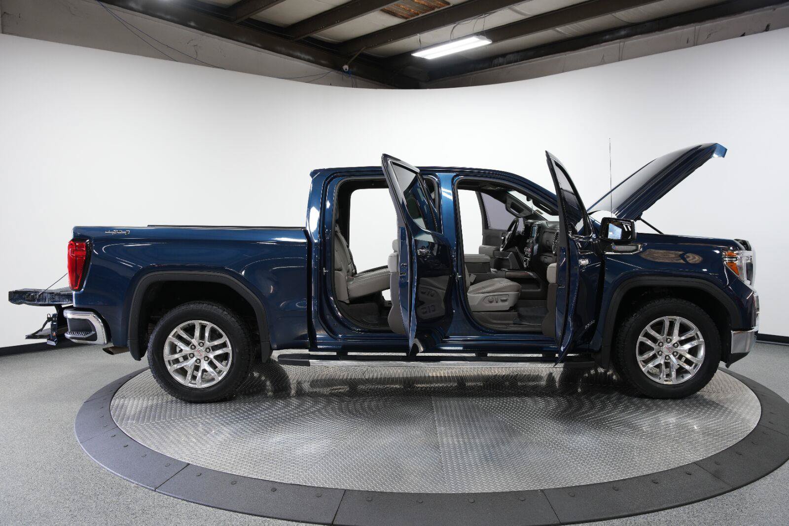 Certified 2021 GMC Sierra 1500 SLT AWD/4WD image 10