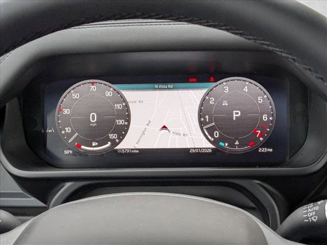 New 2025 Land Rover Defender 90 X-Dynamic SE image 11