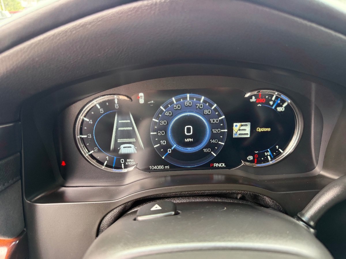 Used 2019 Cadillac Escalade ESV Premium Luxury AWD/4WD image 26