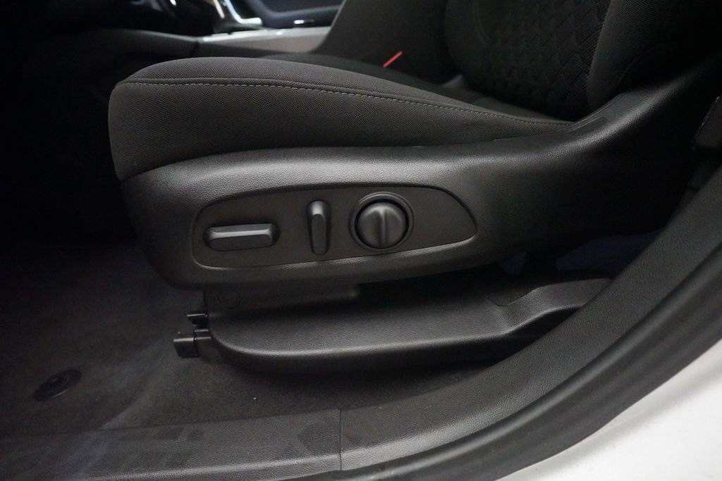 Used 2019 Chevrolet Blazer LT image 29