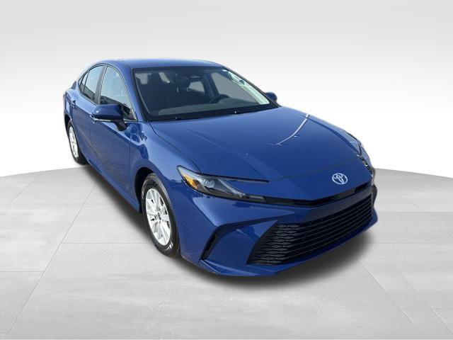 Used 2026 Toyota Camry LE FWD image 7