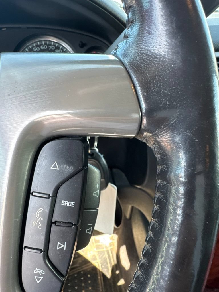 Used 2012 Chevrolet Avalanche LTZ AWD/4WD image 11