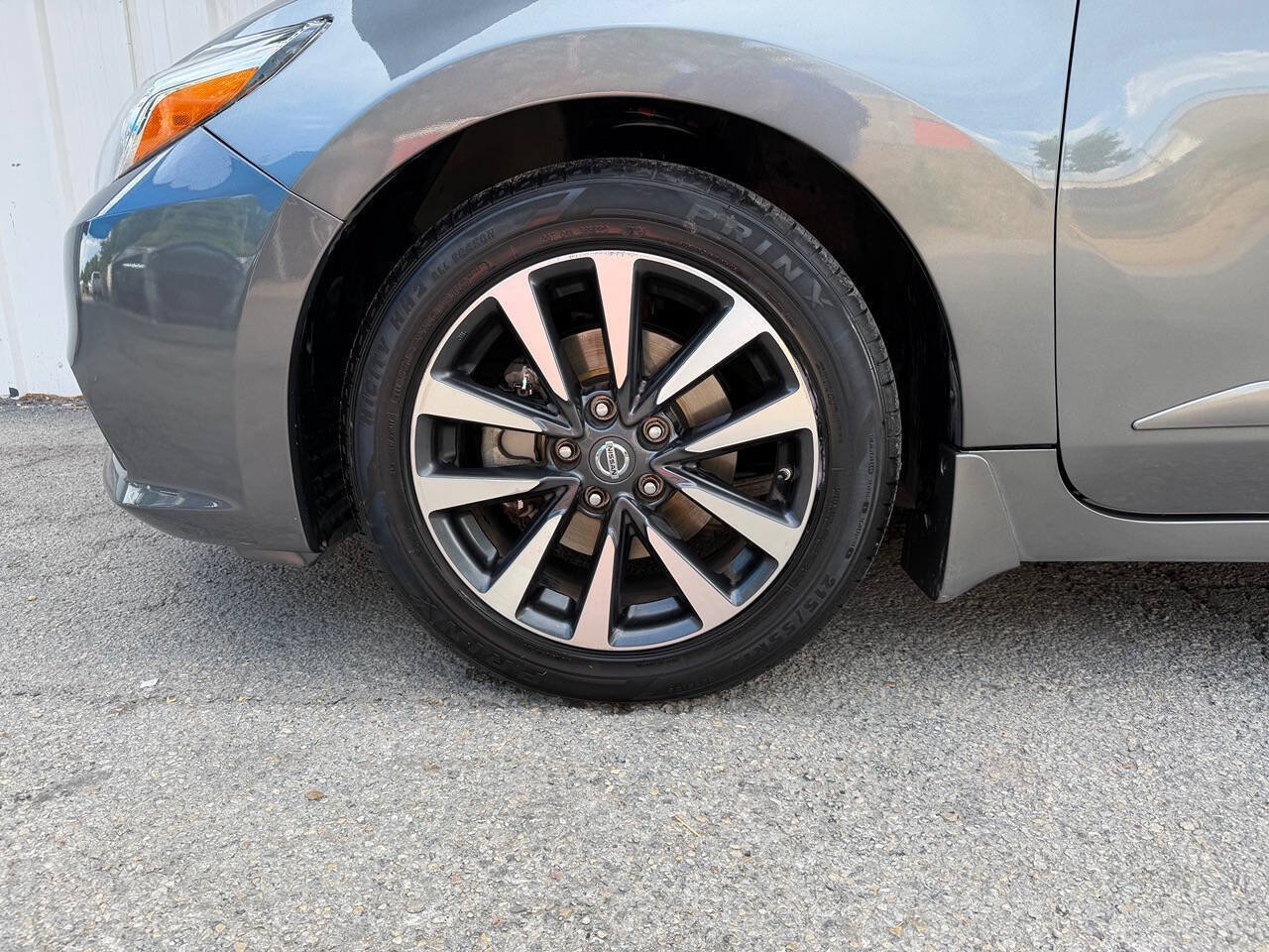 Used 2016 Nissan Altima 2.5 SV w/ Convenience Package FWD image 36