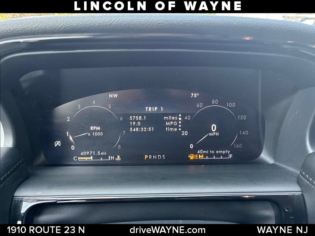 Certified 2023 Lincoln Nautilus AWD w/ Premium Package image 16