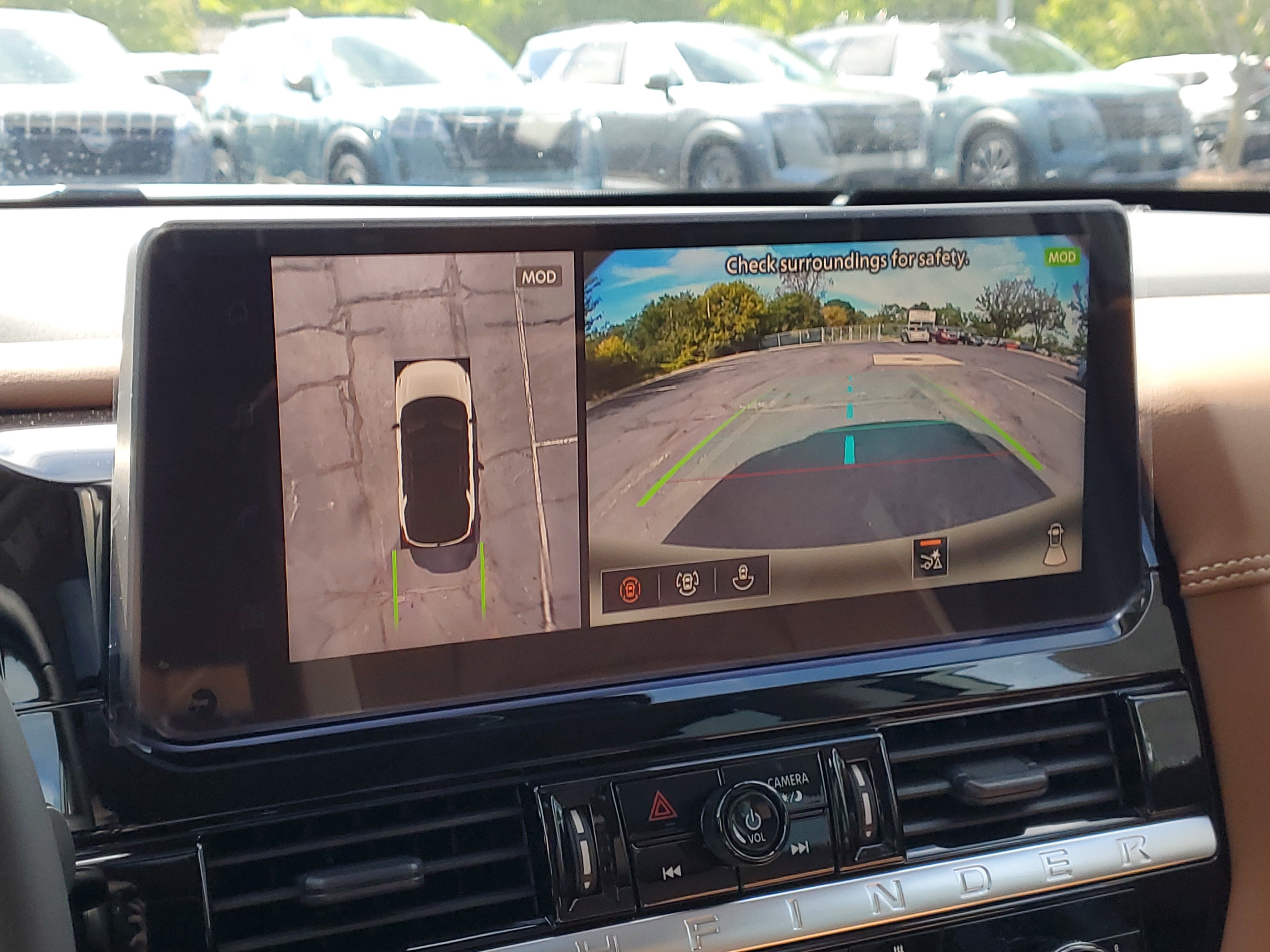 New 2026 Nissan Pathfinder Platinum AWD/4WD image 16