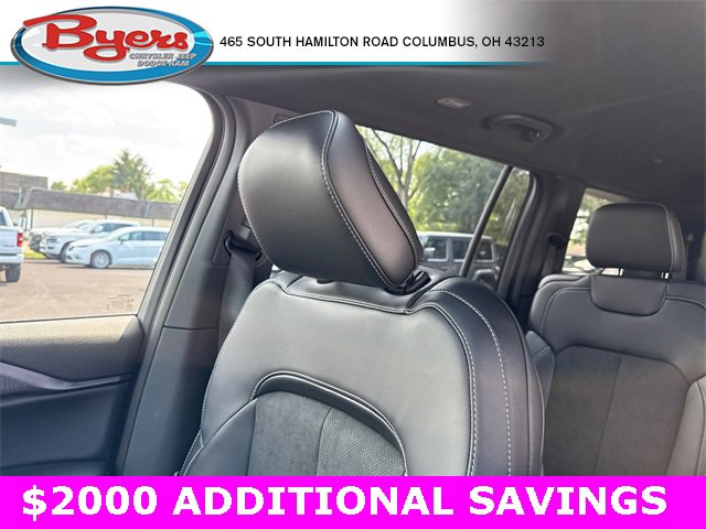 New 2025 Jeep Grand Cherokee L Altitude image 25