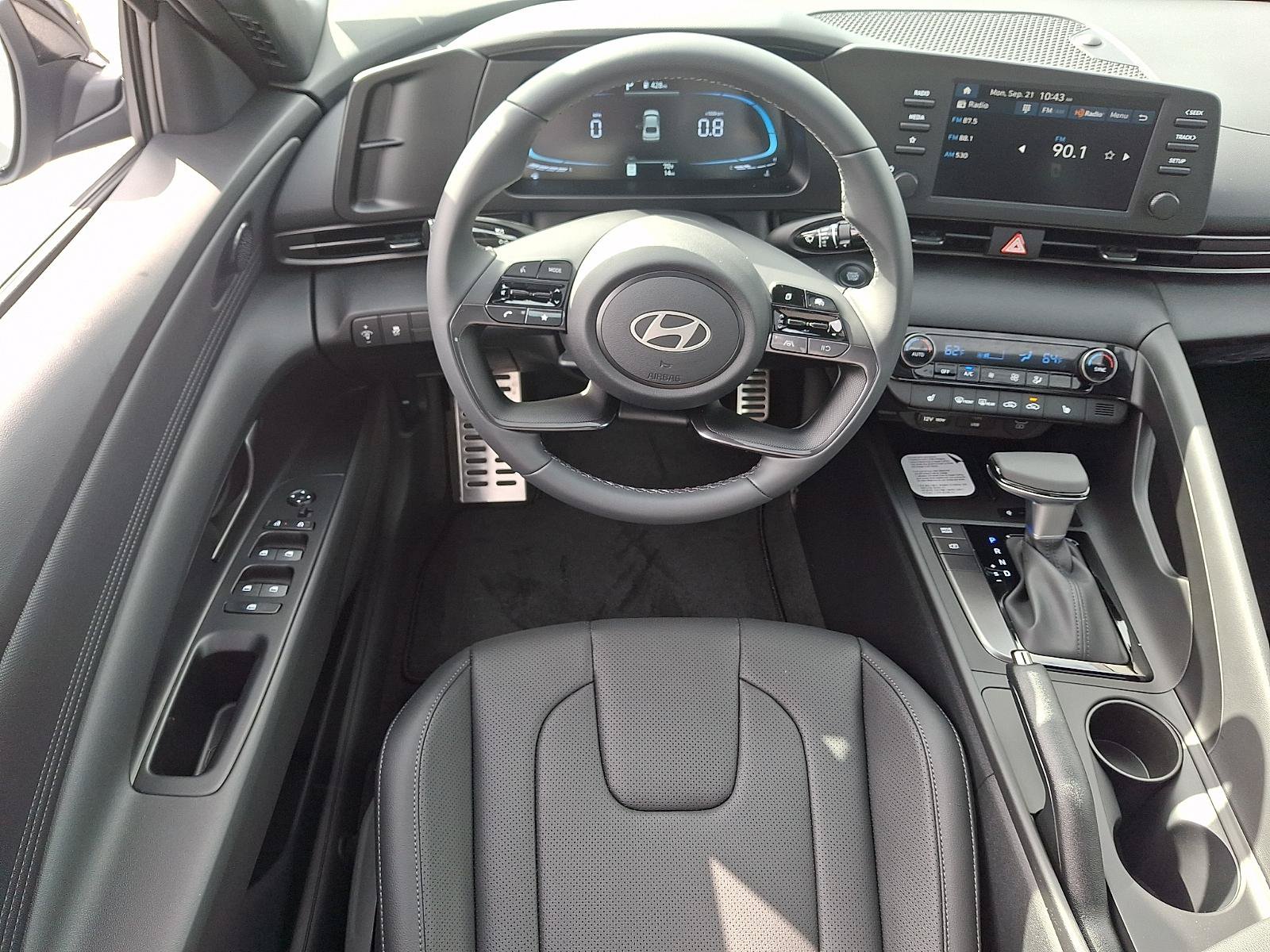 New 2026 Hyundai Elantra SEL Sport FWD image 7