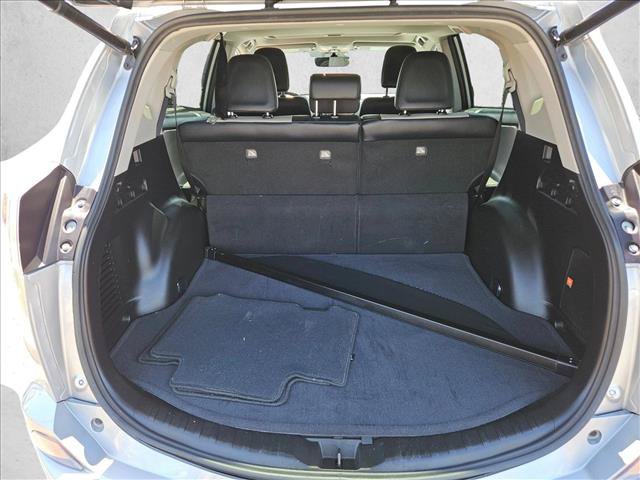Used 2018 Toyota RAV4 Platinum FWD image 7