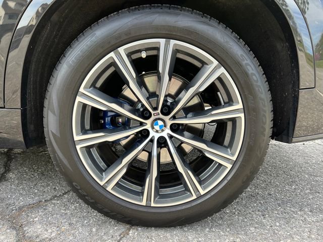 Used 2024 BMW X5 xDrive40i w/ Executive Package AWD/4WD image 15