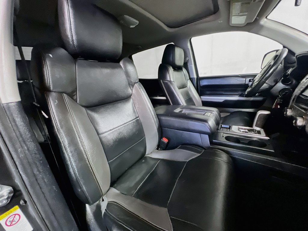 Used 2019 Toyota Tundra Limited w/ Limited Premium Package AWD/4WD image 23