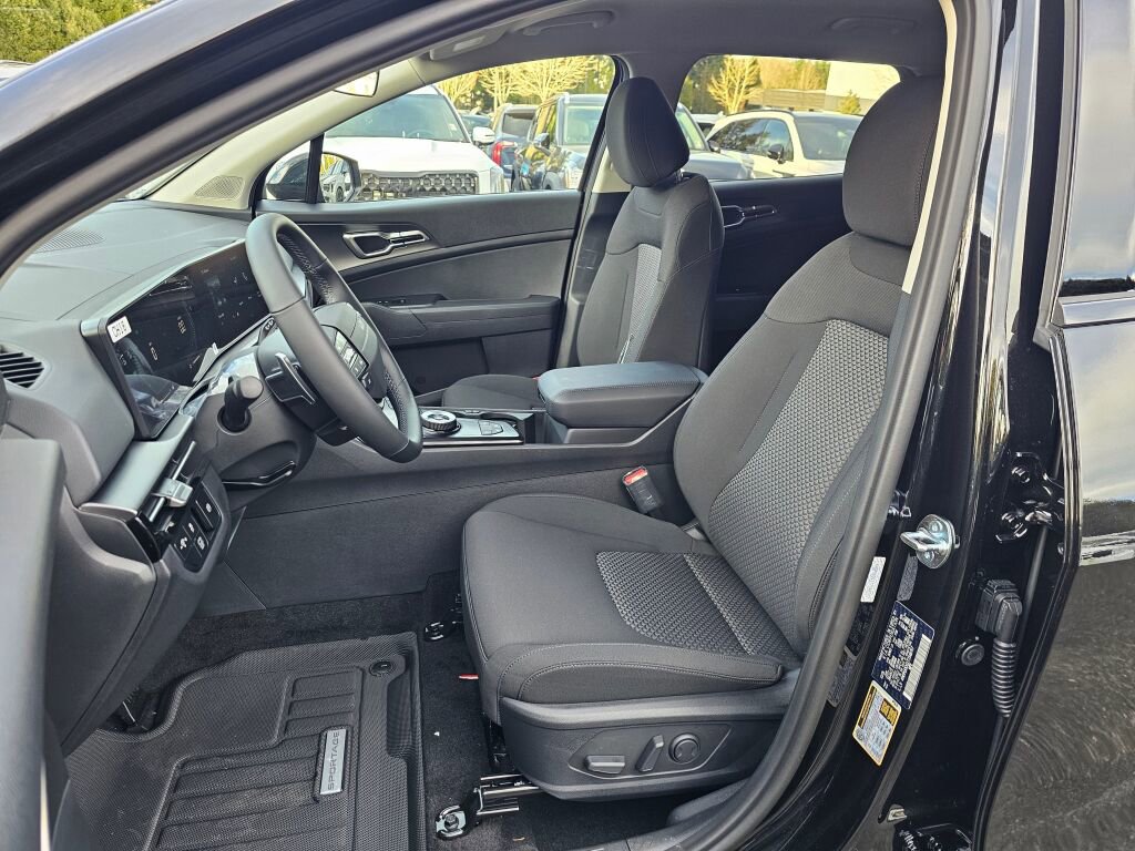New 2026 Kia Sportage S AWD/4WD image 18
