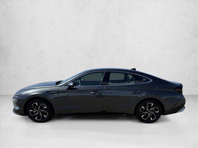 Used 2025 Hyundai Sonata SEL FWD image 9